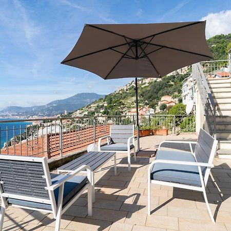 Casa Grimaldi - Terrace & Sea View Apartment Ventimiglia Exterior photo