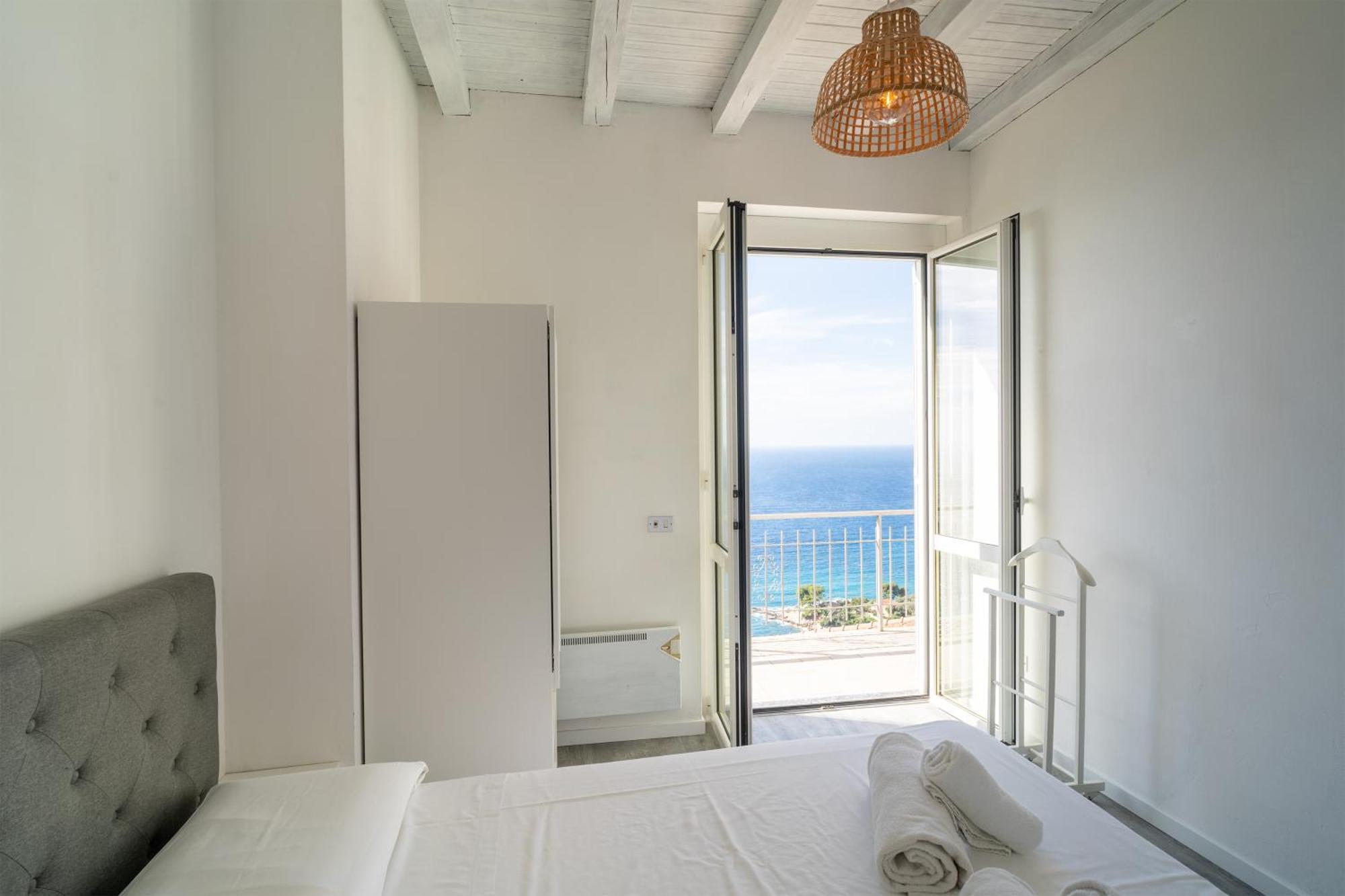 Casa Grimaldi - Terrace & Sea View Apartment Ventimiglia Exterior photo